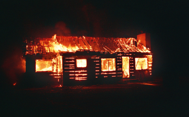 В токсово сгорел дом большой дачный