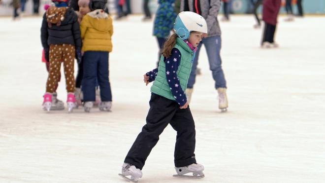 Сосновоборцев приглашают на "День фигурного катания на коньках"