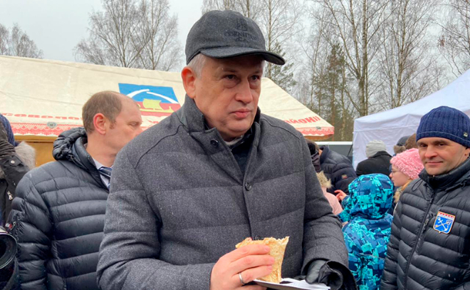 Губернатор Ленобласти принял участие в масленичных гуляньях в парке "Песчанка"