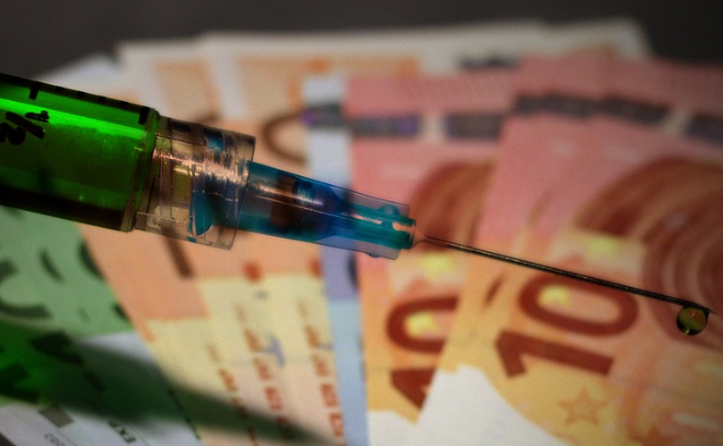 Агентство Reuters сообщает, что Евросоюз может начать переговоры с Россией о поставках вакцины «Спутник V»