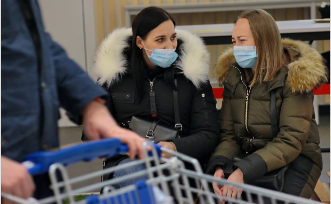 Эпидемиолог рассказал, ударит ли по России третья волна коронавируса