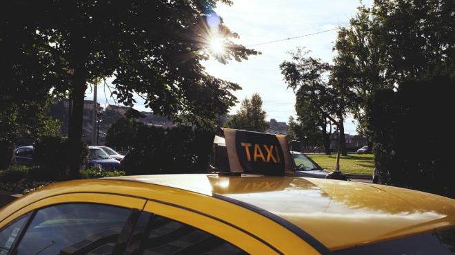 Эксперт рассказал, с какими трудностями могут столкнуться разработчики кодекса этики для петербургских таксистов