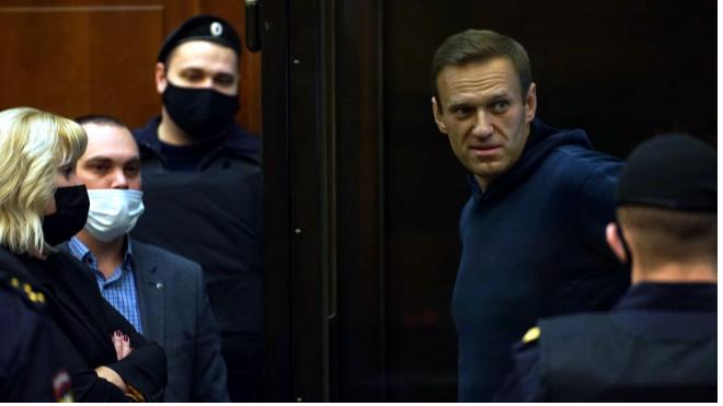 Директор Института проблем демократии о том, почему Навальный не политик
