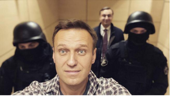 Эксперты поделились мнением, зачем западные страны используют Навального