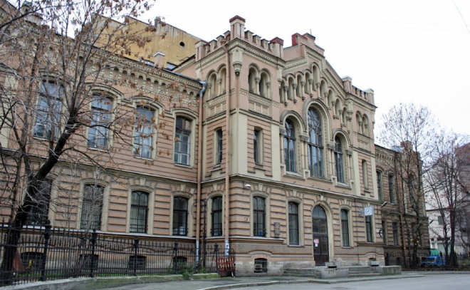 Университету ИТМО надо отреставрировать здание на улице Ломоносова до 11 октября