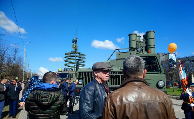 Две выставки военной техники открылись в Гатчине