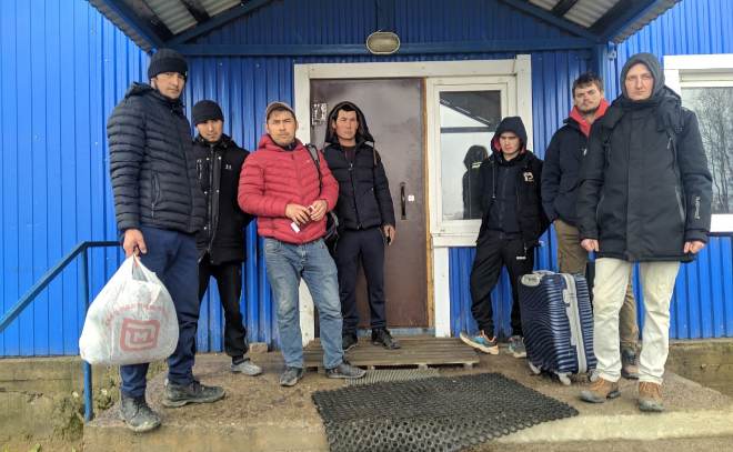 За сутки в приграничной зоне у Ивангорода задержали 21 иностранца без разрешительных документов