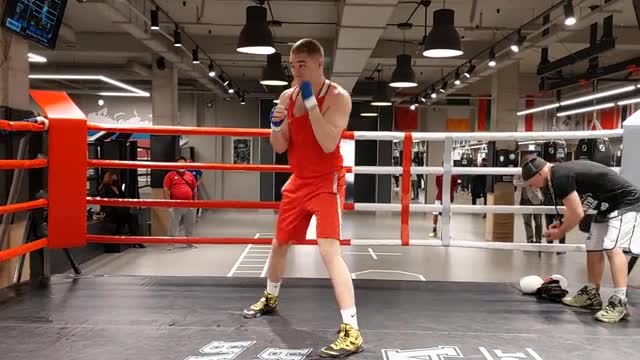 В Петербурге боксеры проводят открытую тренировку