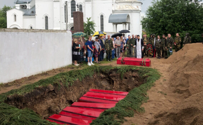 В Тайцах перезахоронили останки 97 красноармейцев