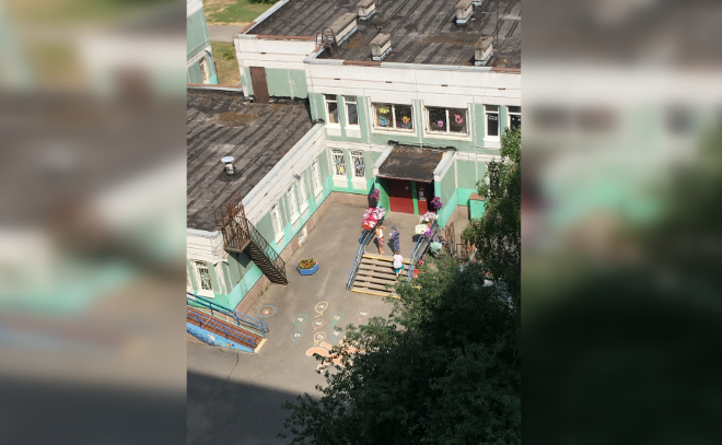 Детский сад в Петербурге эвакуировали прямо во время тихого часа