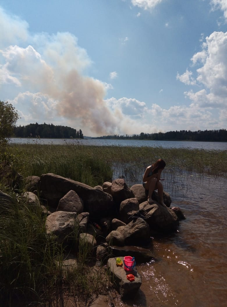 Пожар в озерах