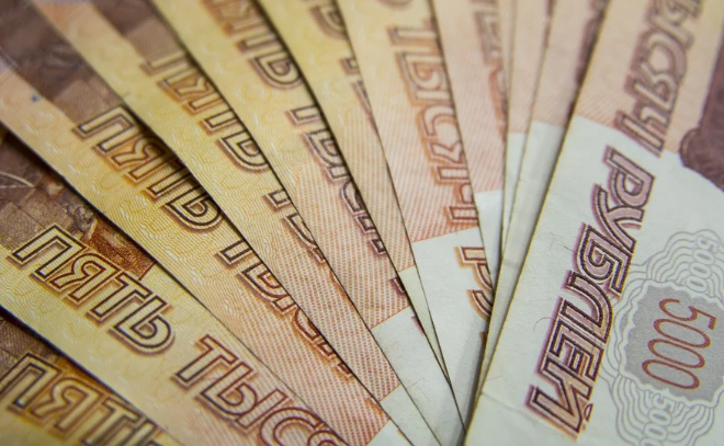 В Петербурге из дома таксиста украли 1,4 миллиона рублей