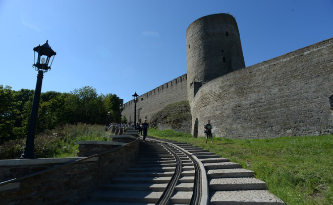 Ивангородская крепость вошла в пятерку красивейших каменных крепостей России