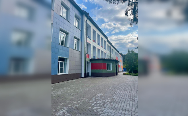 В Кировском районе после ремонта готовятся открыть Шумскую школу