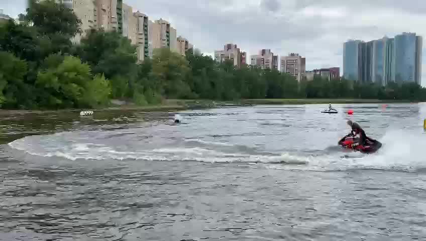 В Петербурге проходит  финал всероссийских соревнований по аквабайку