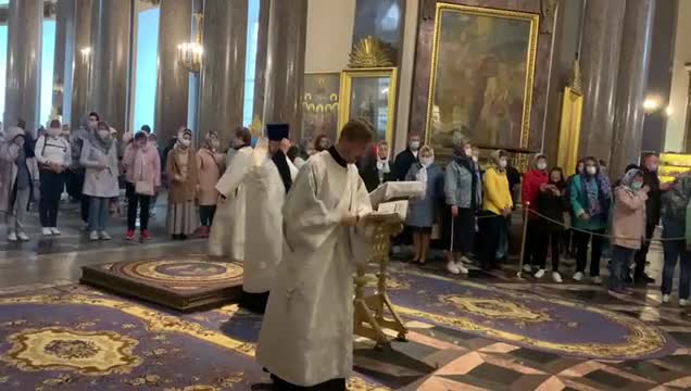 В Казанском соборе молятся за детей