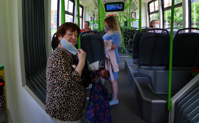 В Тосно водитель автобуса отказывается возить пассажиров по льготным проездным