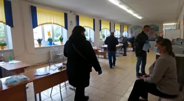 В Киришах образовалась очередь из желающих проголосовать