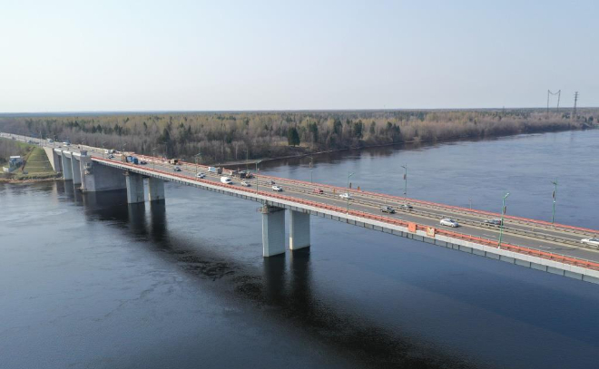 Ремонт на Ладожском мосту продлили до 11 октября