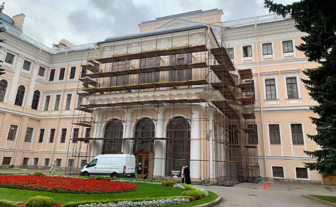 Продолжается реставрация Аничкова дворца в Санкт-Петербурге