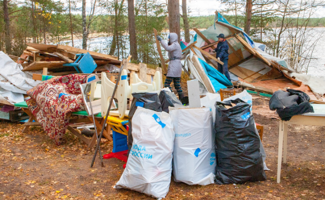 На мысе Кюренниеми активисты собрали 200 кубометров мусора