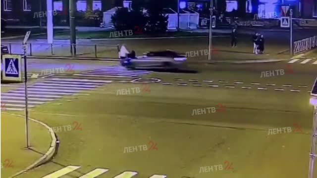 Пьяная петербурженка на «Мерседесе» сбила пару на пешеходном переходе