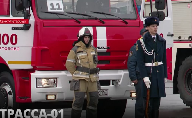 В Петербурге 12 пожарных расчётов приняли участие в турнире по
скоростному маневрированию на спецтранспорте