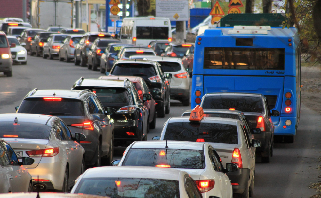 В Ленинградской области предлагают контролировать агрегаторов такси