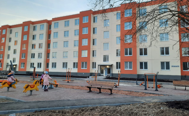 В Ленобласти почти 3 тысячи граждан расселили из аварийного жилья в новые квартиры