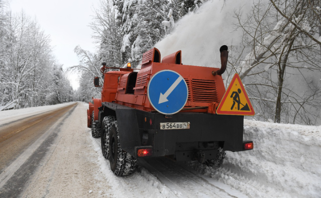 За три дня от ленинградцев поступило почти 600 обращений об уборке снега