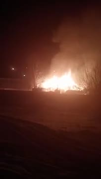 В Сясьстрое пожарные спасли из горящего дома двух человек