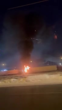Во Всеволожском районе у заправки на КАД загорелась фура. У водителя обморожение и ожоги