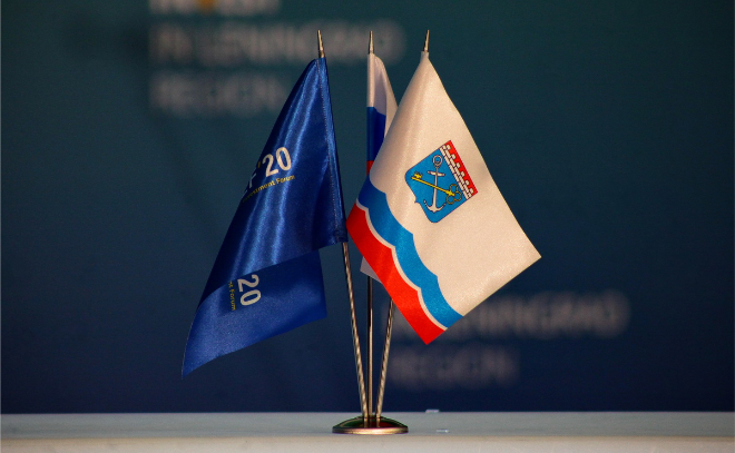 Александр Дрозденко поздравил ленинградцев с Днем герба, флага и гимна 47-го региона