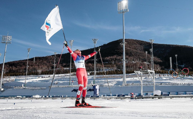 «Саша не стартует сегодня»: лыжник Александр Большунов отказался от спринтерской гонки в Пекине