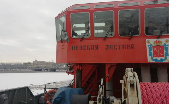 Ледокол «Невская застава» вышел на мониторинг ледовой обстановки на Неве