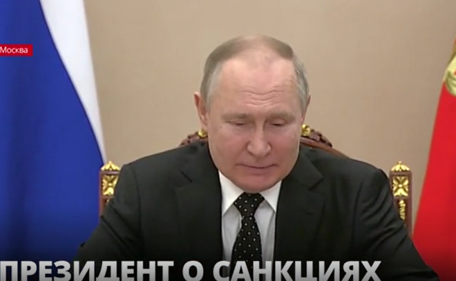 Инфляция, санкции, проблемы импортозамещения - эти вопросы
обсудил Владимир Путин с правительством