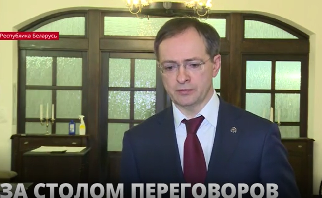 Существенным прогрессом назвал помощник президента Владимир
Мединский достигнутые с Украиной соглашения