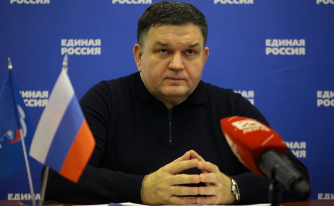 Сенатора Перминова объявили персоной нон грата и внесли в санкционный список