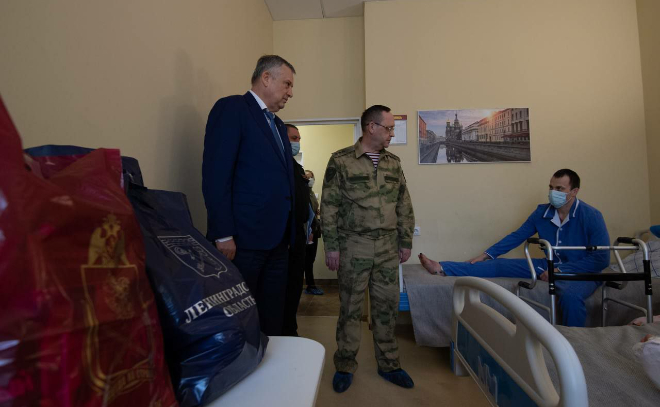 Александр Дрозденко встретился с бойцами, получившими ранения в спецоперации на Украине