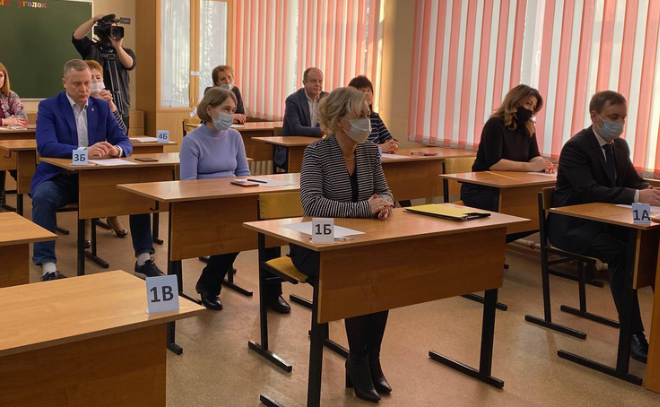 Ленинградские родители проверят свои знания на пробном ЕГЭ