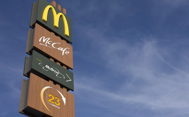Замена McDonald’s будет дороже, чем оригинал, считает вице-президент Федерации рестораторов и отельеров Северо-Запада