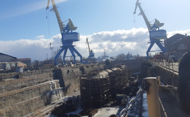 Кронштадтский морской завод продолжает реставрировать атомную подлодку «Ленинский комсомол»