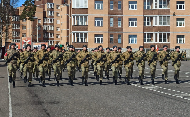 В посёлке Лебяжье проходит репетиция парада Победы