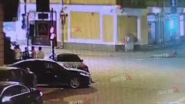 Массовая драка в центре Петербурга попала на видео