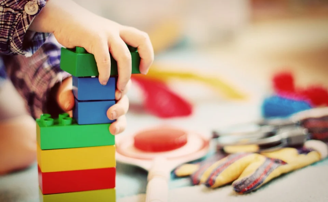 Детский сад во Фрунзенском районе за шесть лет помог почти 40 детям с аутизмом