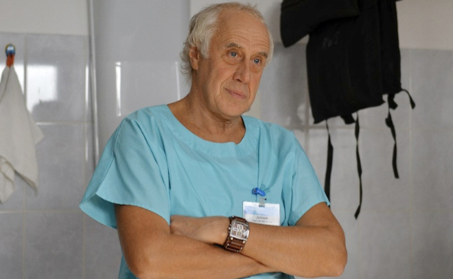 Сергей Мигицко рассказал, как готовился к роли врача-анестезиолога в сериале «Тест на беременность»