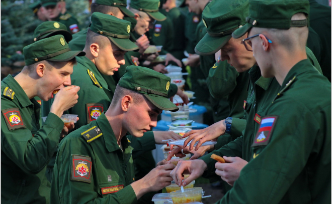 Военный комиссар Ленобласти заявил, что в Украину не отправят ни одного из срочников